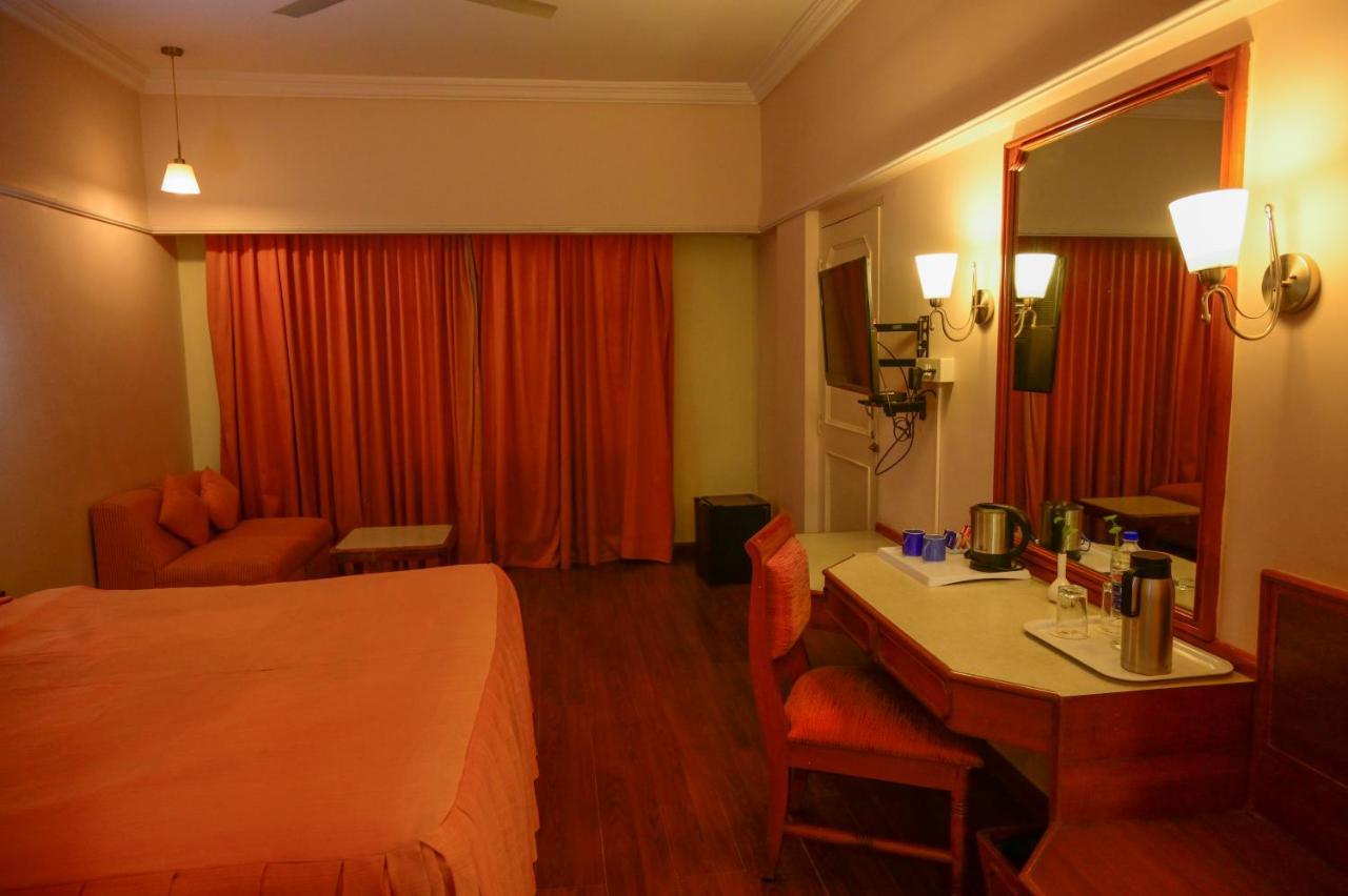Maya'S Kings Kourt Mysore Bagian luar foto