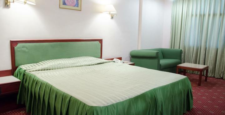 Maya'S Kings Kourt Mysore Bagian luar foto