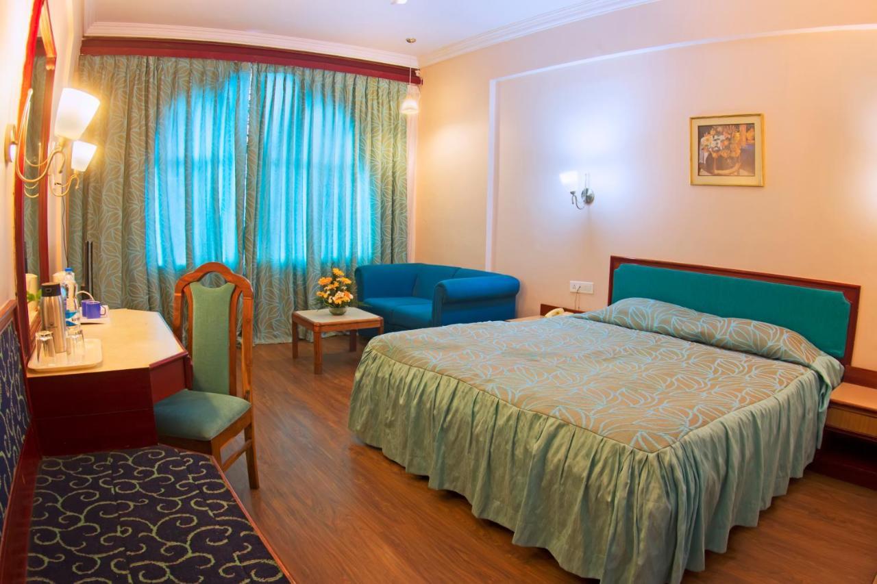Maya'S Kings Kourt Mysore Bagian luar foto